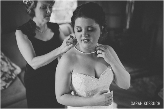 Misty Farm Ann Arbor Michigan Wedding Photography 0356pp w568 h379 | Sarah Kossuch Photography