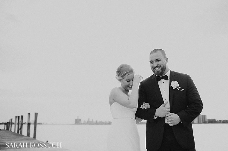 Detroit Yacht Club Belle Isle Summer Wedding 0180 | Sarah Kossuch Photography